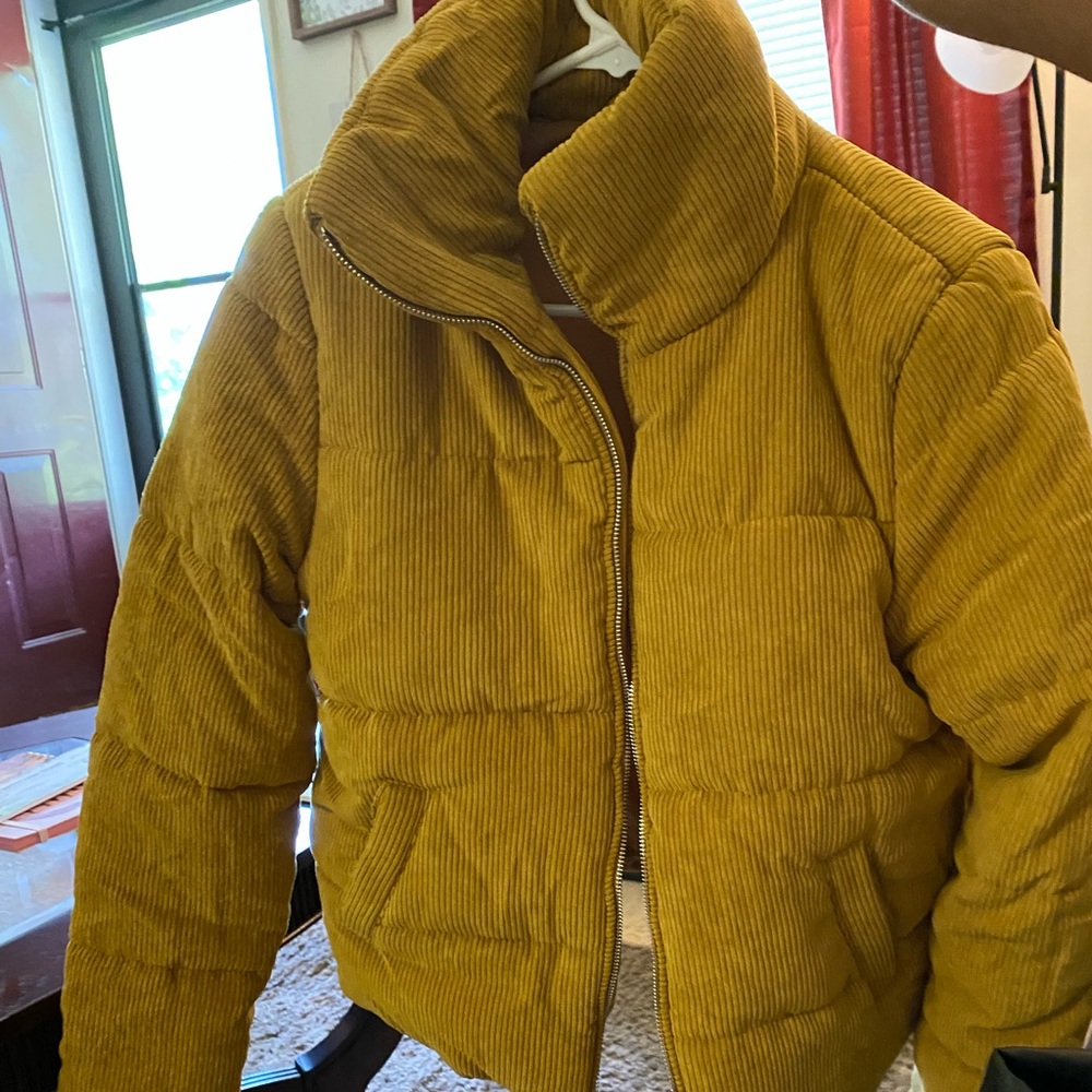 Puffer jacket; suade
